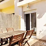Apartamento Con Terraza Privada Cerca De La Playa