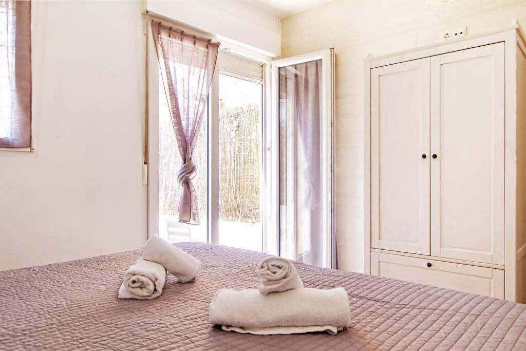 Con Terraza Privada Cerca De La Playa Appartement